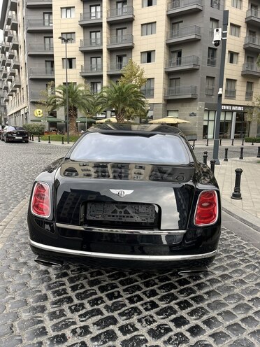 Bentley Mulsanne 2011, 70,700 km - 6.8 l - Bakı