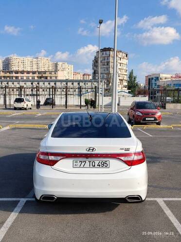 Hyundai Grandeur 2015, 287,000 km - 2.2 l - Bakı