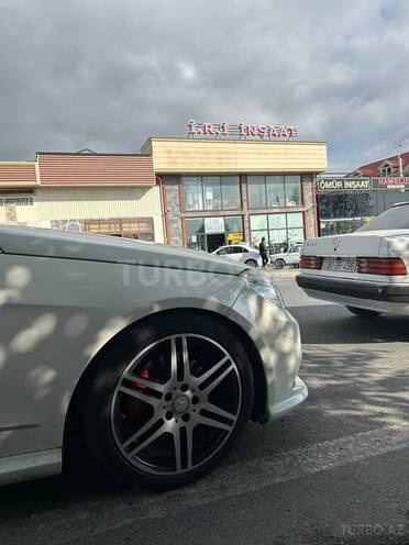 Mercedes E 350 2011, 138,000 km - 3.5 l - Şəki