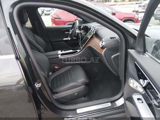 Mercedes  2025, 22,557 km - 2.0 л - Bakı