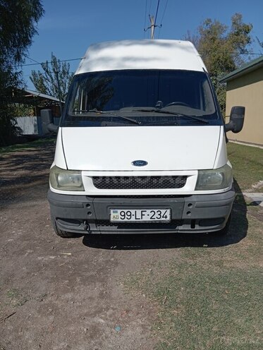 Ford Transit 2000, 266,000 km - 2.4 l - Ucar