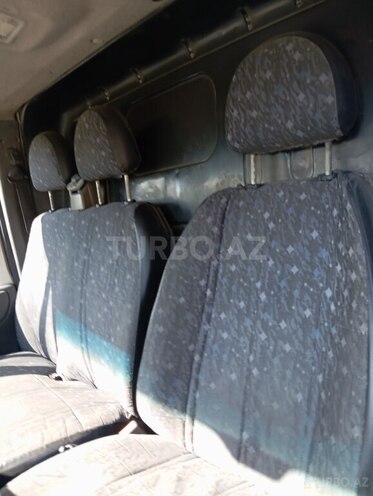 Ford Transit 2000, 266,000 km - 2.4 l - Ucar
