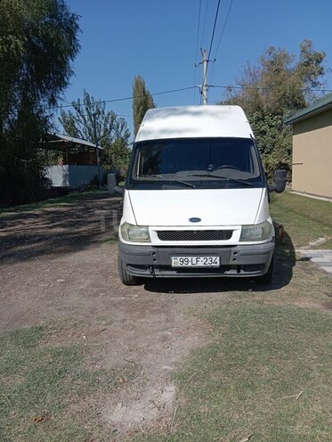 Ford Transit 2000, 266,000 km - 2.4 l - Ucar