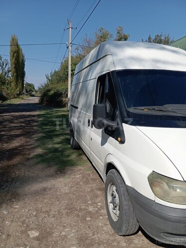 Ford Transit 2000, 266,000 km - 2.4 l - Ucar