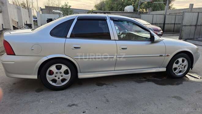 Opel Vectra 2000, 334,000 km - 1.8 l - Bakı