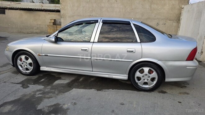 Opel Vectra 2000, 334,000 km - 1.8 l - Bakı