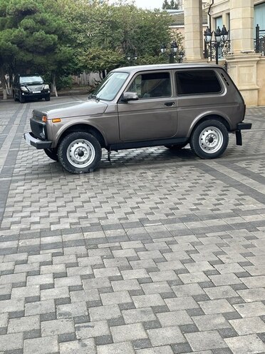LADA (VAZ) Niva 2015, 159,000 km - 1.7 л - Sumqayıt