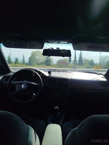 Volkswagen Golf 1999, 300,000 km - 1.4 l - Şəki