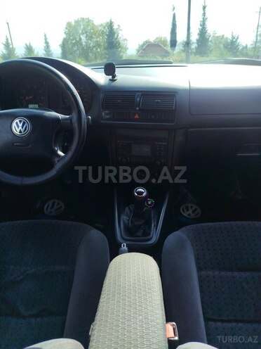Volkswagen Golf 1999, 300,000 km - 1.4 l - Şəki
