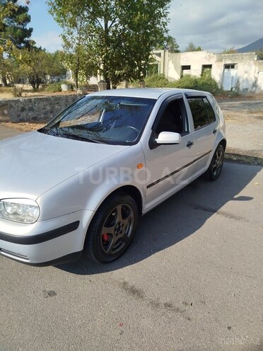 Volkswagen Golf 1999, 300,000 km - 1.4 l - Şəki