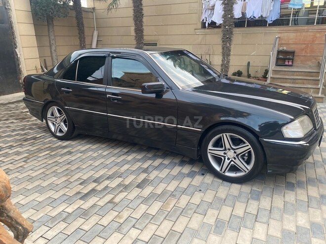 Mercedes C 200 1995, 250,000 km - 2.0 л - Bakı