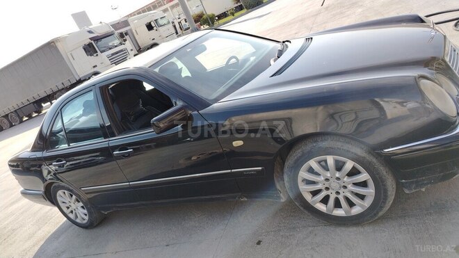 Mercedes E 240 1998, 380,000 km - 2.4 l - Bakı