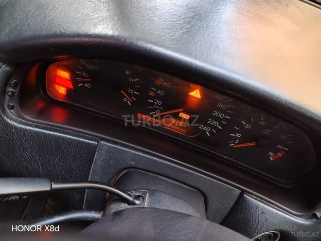 Mercedes E 240 1998, 380,000 km - 2.4 l - Bakı