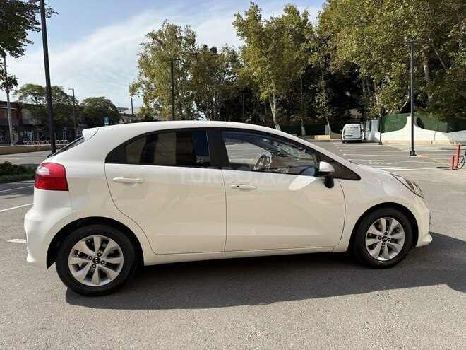 Kia Rio 2017, 198,500 km - 1.6 l - Bakı