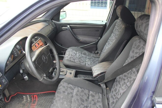 Mercedes C 180 1998, 298,476 km - 1.8 l - Bakı