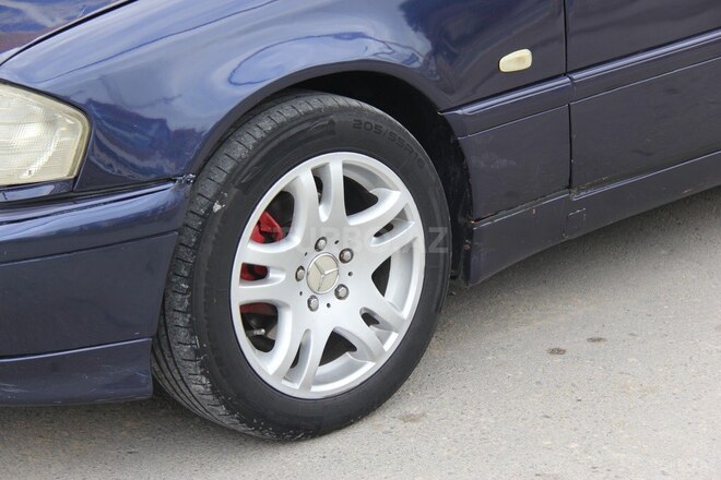Mercedes C 180 1998, 298,476 km - 1.8 l - Bakı