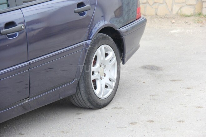 Mercedes C 180 1998, 298,476 km - 1.8 l - Bakı