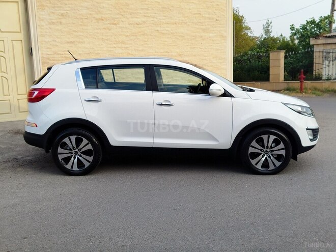 Kia Sportage 2013, 130,471 km - 2.4 л - Gəncə