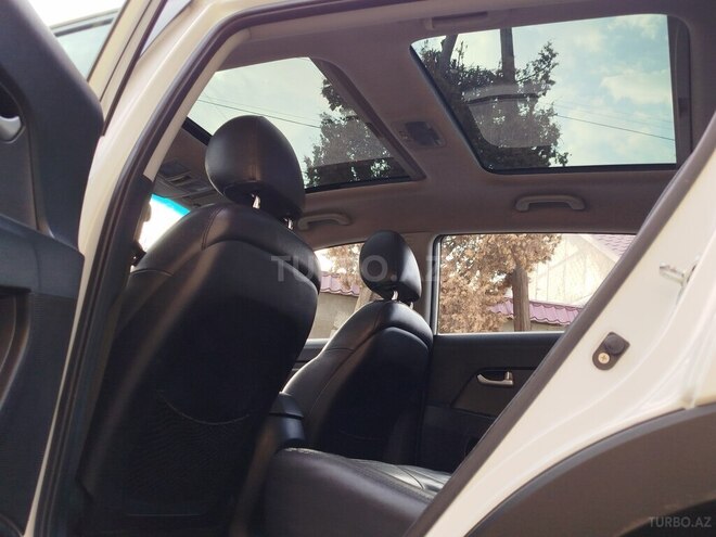 Kia Sportage 2013, 130,471 km - 2.4 л - Gəncə