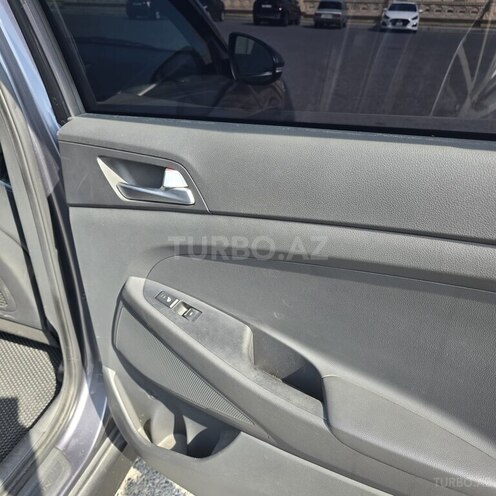 Hyundai Tucson 2015, 270,000 km - 2.0 л - Bakı