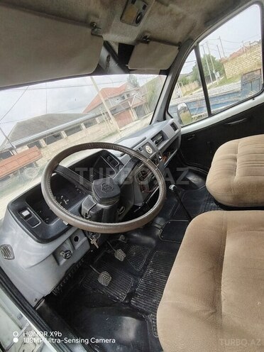 GAZ 33021 1998, 190,000 km - 2.4 l - Qusar