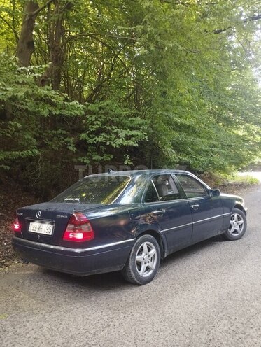 Mercedes C 220 1994, 500,000 km - 2.2 l - Bakı