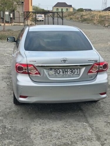 Toyota Corolla 2012, 318,000 km - 1.6 l - Gəncə
