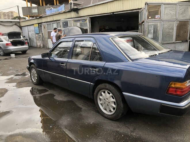Mercedes 230 E 1990, 328,000 km - 2.3 l - Bakı