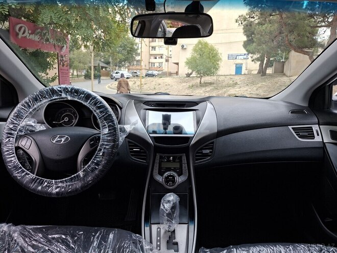 Hyundai Elantra 2012, 221,890 km - 1.6 l - Bakı