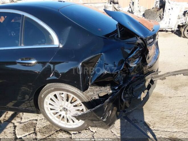 Mercedes E 300 2022, 188,251 km - 2.0 л - Bakı