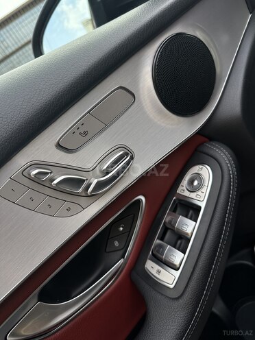 Mercedes GLC 250 4MATIC Coupe 2017, 129,000 km - 2.0 l - Bakı