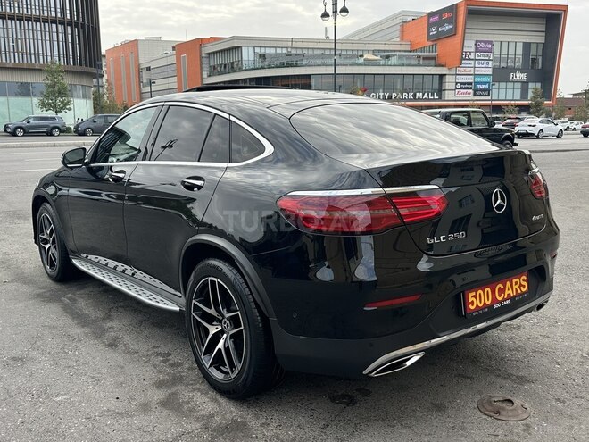 Mercedes GLC 250 4MATIC Coupe 2017, 129,000 km - 2.0 l - Bakı