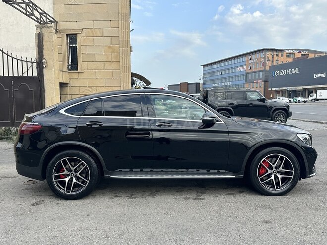 Mercedes GLC 250 4MATIC Coupe 2017, 129,000 km - 2.0 l - Bakı