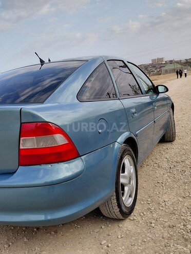 Opel Vectra 1998, 635,020 km - 2.0 l - Bakı