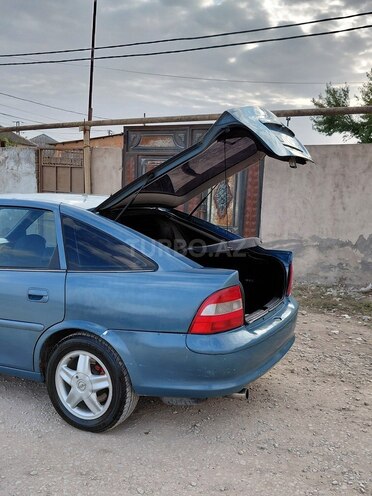 Opel Vectra 1998, 635,020 km - 2.0 l - Bakı