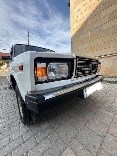 LADA (VAZ) 2107 2010, 215,000 km - 1.6 l - Quba