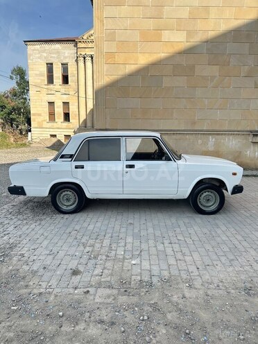 LADA (VAZ) 2107 2010, 215,000 km - 1.6 l - Quba