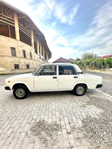 LADA (VAZ) 2107 2010, 215,000 km - 1.6 l - Quba