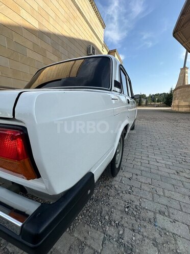 LADA (VAZ) 2107 2010, 215,000 km - 1.6 l - Quba