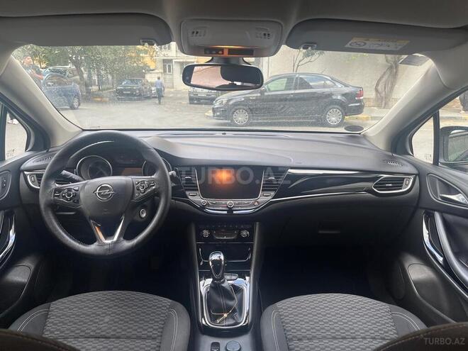 Opel Astra 2017, 195,000 km - 1.6 l - Bakı