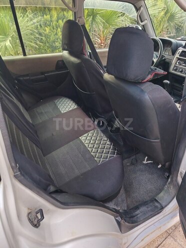 Mitsubishi Pajero io 2001, 237,119 km - 2.0 л - Bakı