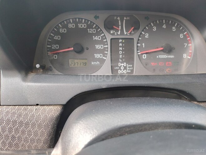 Mitsubishi Pajero io 2001, 237,119 km - 2.0 л - Bakı
