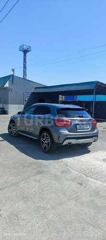 Mercedes GLA 250 4MATIC 2015, 146,000 km - 2.0 л - Bakı