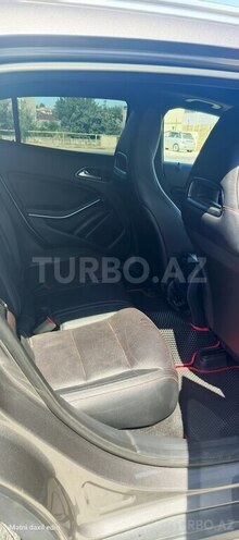 Mercedes GLA 250 4MATIC 2015, 146,000 km - 2.0 л - Bakı