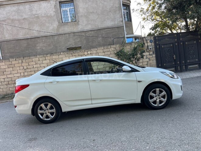 Hyundai Accent 2012, 256,345 km - 1.4 l - Bakı