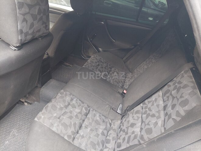 Mercedes C 220 2000, 368,246 km - 2.2 l - Bakı