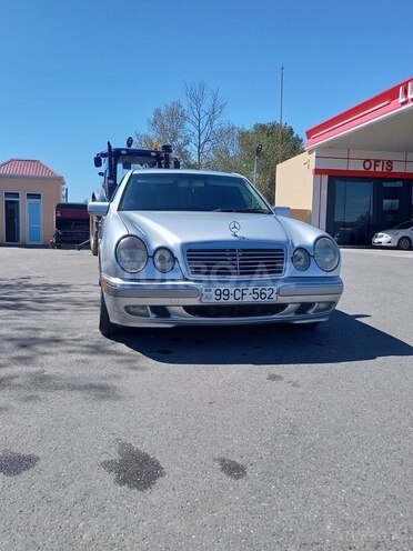 Mercedes E 240 1999, 528,888 km - 2.4 l - Beyləqan