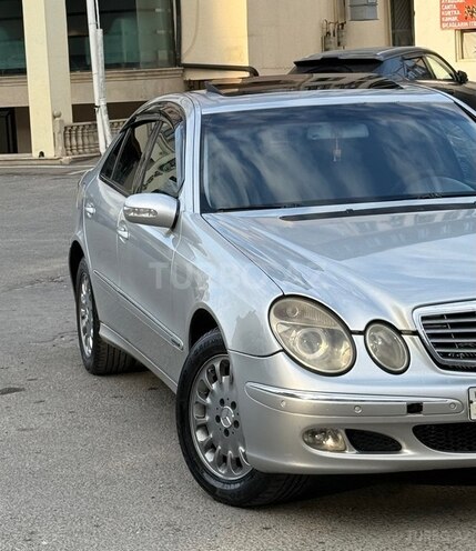 Mercedes E 270 2002, 490,000 km - 2.7 l - Bakı