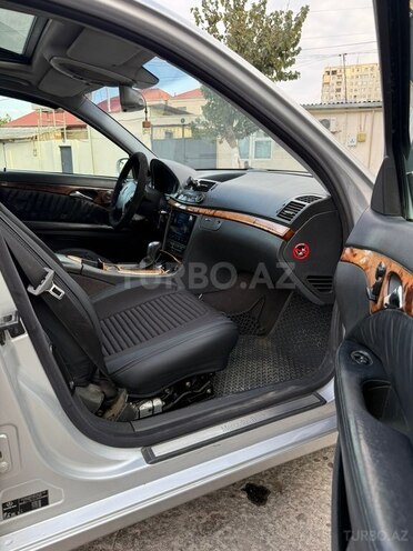 Mercedes E 270 2002, 490,000 km - 2.7 l - Bakı