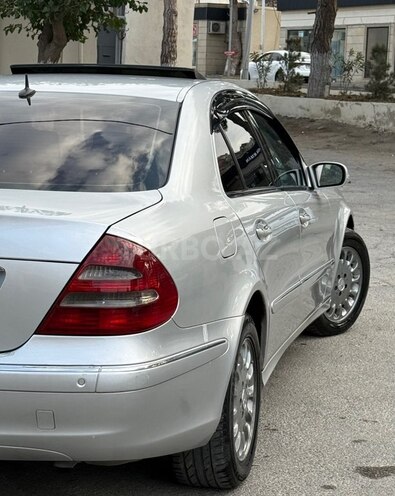 Mercedes E 270 2002, 490,000 km - 2.7 l - Bakı
